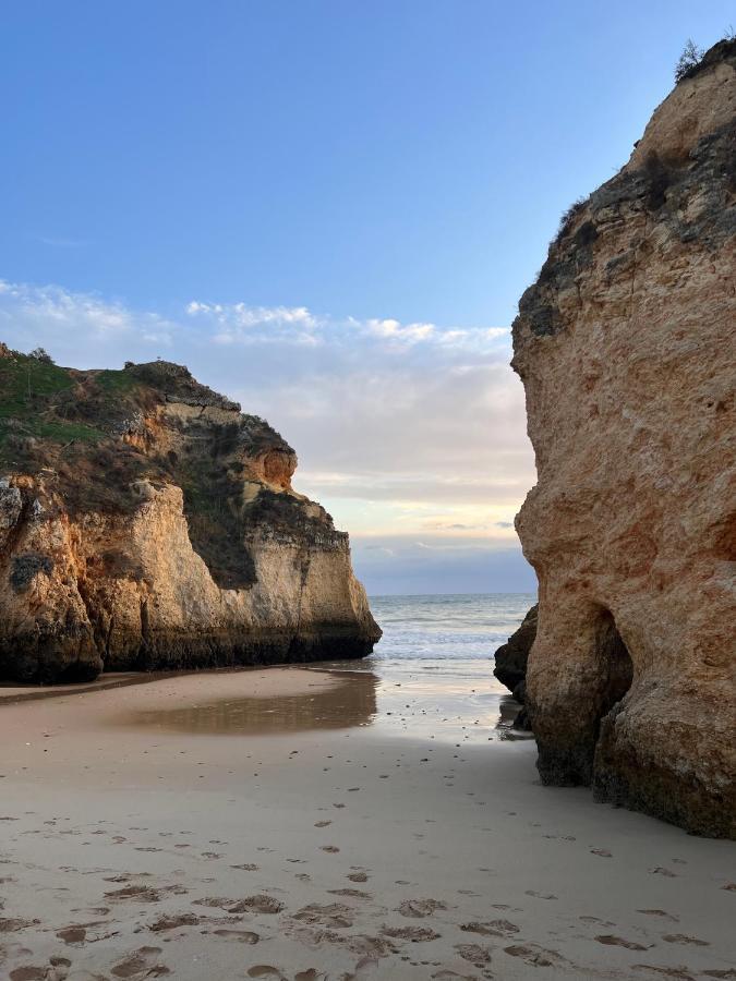 Luxury Modern T2 Ocean View - Free Parking - Pool Apartment Alvor Exterior photo