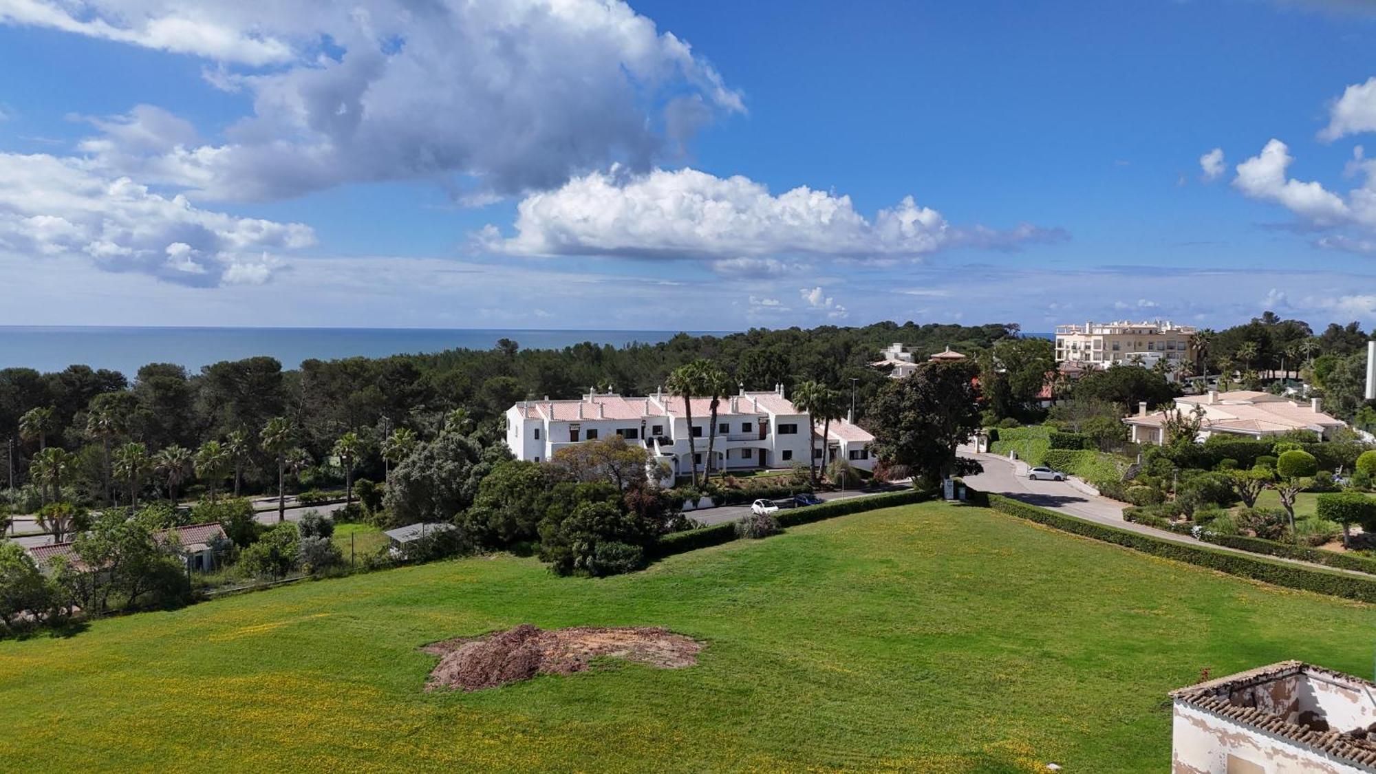 Luxury Modern T2 Ocean View - Free Parking - Pool Apartment Alvor Exterior photo